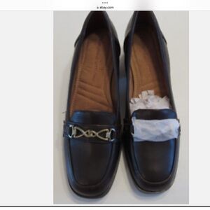 Adrienne Vittadini Brown Loafers